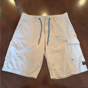 Oakley Men's Light Gray Hybrid Shorts with Blue Drawstring